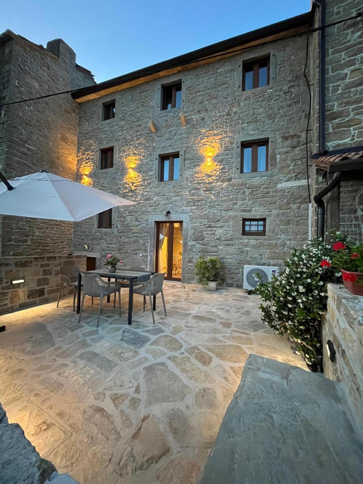 Apartments Grožnjan Exterior foto